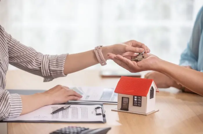 Perbedaan Membeli KPR Rumah Baru dan Rumah Bekas